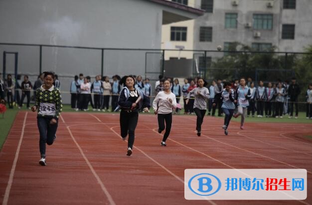 貴州貞豐中學(xué)2019年報(bào)名條件、招生要求、招生對(duì)象