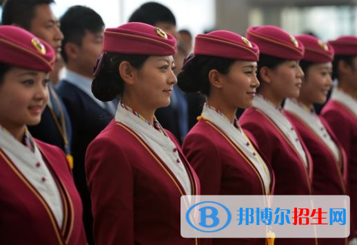 高鐵乘務(wù)怎么樣報名