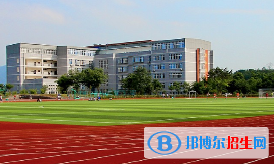 重慶工貿(mào)高級(jí)技工學(xué)校2020年報(bào)名條件、招生要求、招生對(duì)象