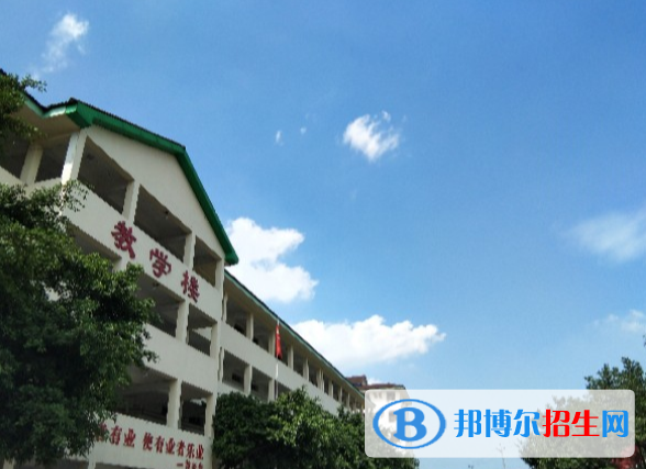 重慶聚英技工學(xué)校怎么樣、好不好