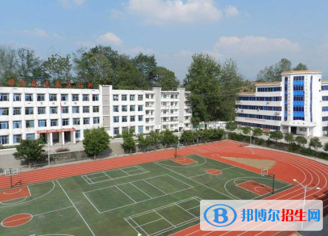 重慶墊江縣第一職業(yè)中學(xué)校怎么樣、好不好