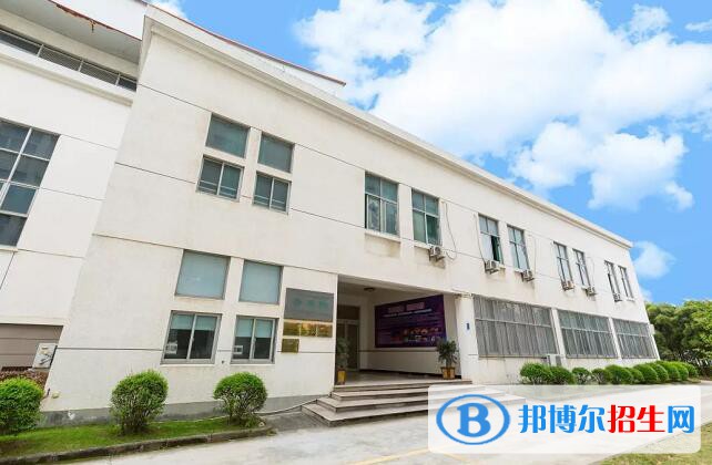 平陽(yáng)縣職業(yè)教育中心2020年招生辦聯(lián)系電話