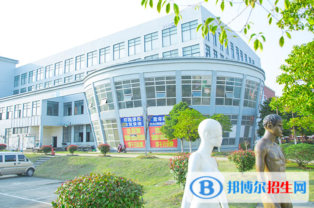 南昌運(yùn)輸職業(yè)技術(shù)學(xué)校怎么樣、好不好