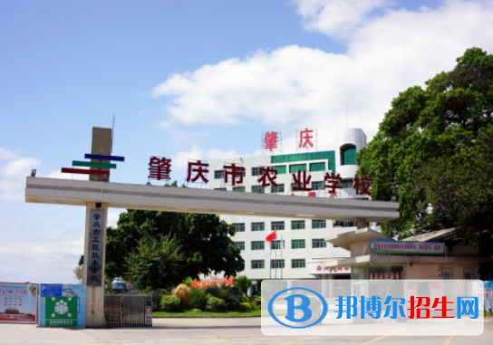 廣東2020年適合男生的汽修學(xué)校專(zhuān)業(yè)