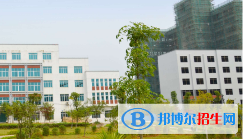 廣西賀州職業(yè)學(xué)院2020年招生辦聯(lián)系電話(huà)