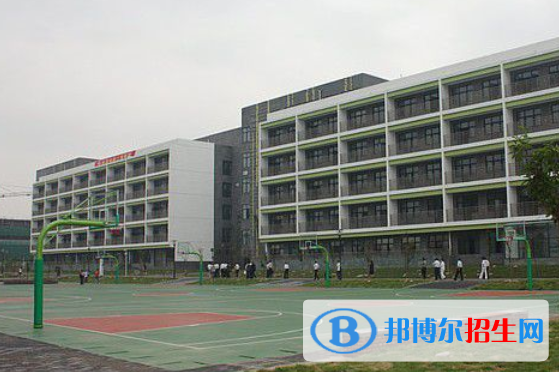 四川北川中學