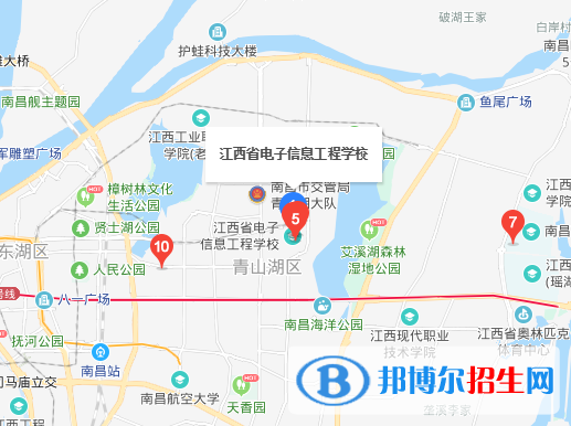 在想要報(bào)考江西電子信息工程學(xué)校以前，相信大家都會(huì)在網(wǎng)上對(duì)學(xué)校的各方面信息進(jìn)行收集。但是很多時(shí)候，同學(xué)們最容易忽略的就是學(xué)校的地址信息了。因?yàn)椋芏嗤瑢W(xué)都是在確定報(bào)考學(xué)校以后再對(duì)學(xué)校地進(jìn)行查詢，其實(shí)這是不應(yīng)該的，同學(xué)們可以將學(xué)校的地理位置看做是自己擇校與否的條件之一。  江西電子信息工程學(xué)校地址：南昌市高新開發(fā)區(qū)創(chuàng)業(yè)路925號(hào)  江西電子信息工程學(xué)校郵編：330096  江西電子信息工程學(xué)校辦學(xué)成就 學(xué)?，F(xiàn)有省級(jí)技能大師工作室2個(gè)，全國(guó)模范教師2名，擁有第45屆世界技能大賽電氣裝置、網(wǎng)站技術(shù)項(xiàng)目中國(guó)集訓(xùn)基地各1個(gè)。學(xué)校為第一批“國(guó)家中等職業(yè)教育改革發(fā)展示范學(xué)校”，先后被授予“全國(guó)職業(yè)教育先進(jìn)單位”、共青團(tuán)中央“全團(tuán)基層組織建設(shè)和基層工作試點(diǎn)單位”項(xiàng)“全 國(guó)職業(yè)教育百所半工半讀試點(diǎn)院校