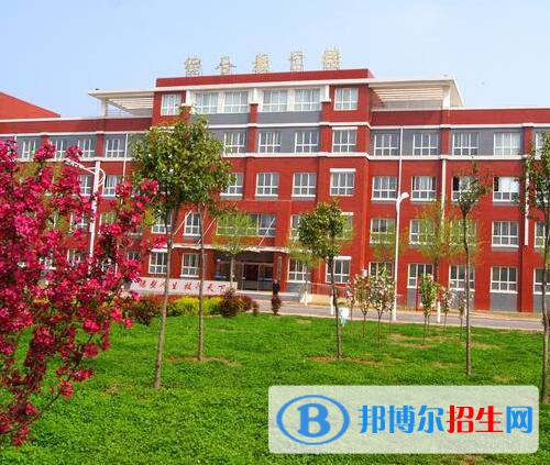 清豐職業(yè)技術(shù)學(xué)校2021年報名條件、招生對象