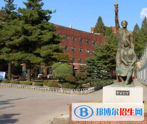 洛陽(yáng)商業(yè)職業(yè)中等專業(yè)學(xué)校地址在哪里