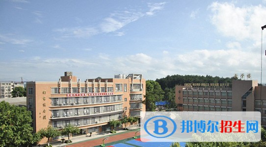 貴陽工具廠技工學(xué)校2020年報(bào)名條件、招生要求、招生對(duì)象