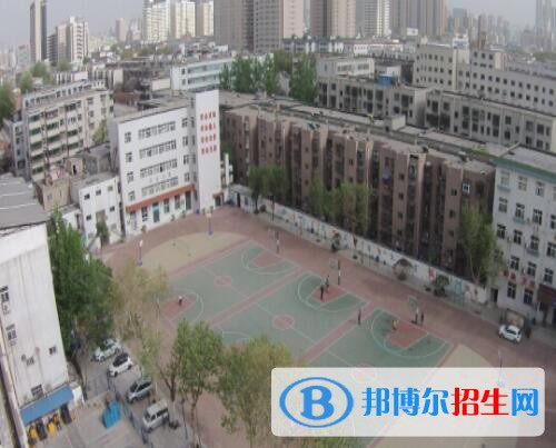 鄭州經(jīng)濟(jì)貿(mào)易學(xué)校怎么樣、好不好
