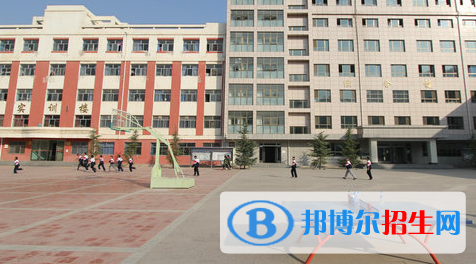 甘肅建筑材料工業(yè)學(xué)校2020年報(bào)名條件、招生要求、招生對象