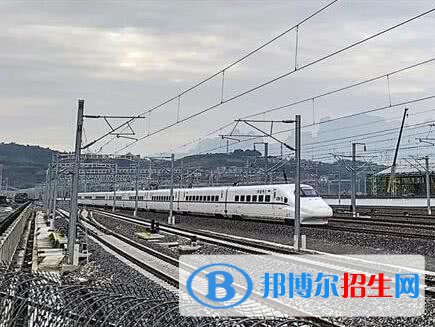 無(wú)錫2020年中專(zhuān)鐵路學(xué)?？梢钥即髮?zhuān)嗎