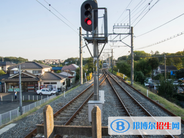 鄭州2020年鐵路學(xué)校開設(shè)有哪些課程