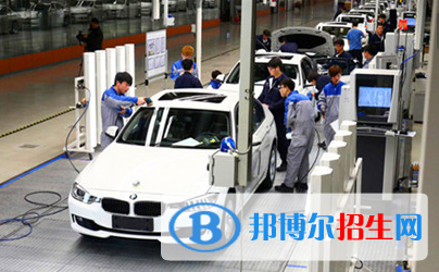 重慶2022年汽修學校什么專業(yè)好就業(yè)