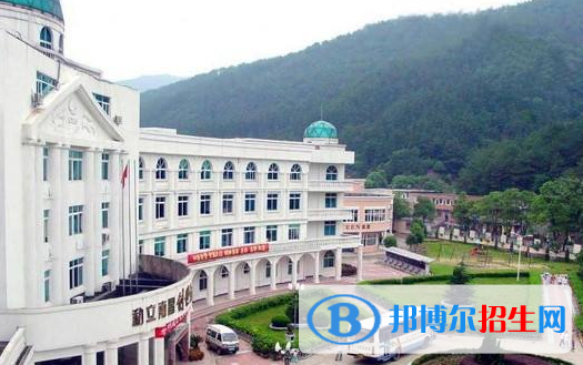 南昌現(xiàn)代外國語學(xué)校2020年報名條件、招生要求、招生對象