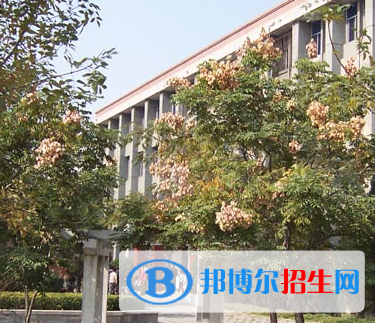 鄭州2020年男生上什么鐵路學校比較好