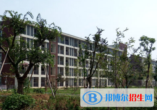 天長(zhǎng)工業(yè)學(xué)校2020年宿舍條件