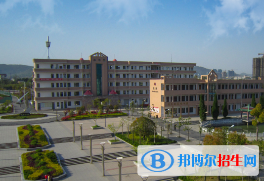 蕪湖機(jī)械工程學(xué)校2020年報名條件、招生要求、招生對象