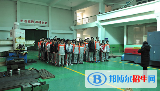 濟(jì)南協(xié)和雙語實(shí)驗(yàn)學(xué)校地址在哪里