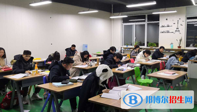 無(wú)錫劍橋國(guó)際高中2020年學(xué)費(fèi)、收費(fèi)多少