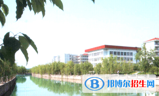 安吉上墅私立高級(jí)中學(xué)怎么樣、好不好
