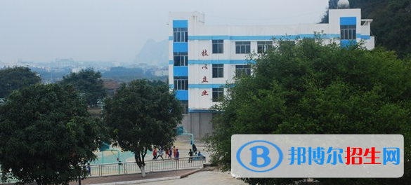 扶綏縣職業(yè)技術學校2020年有哪些專業(yè)