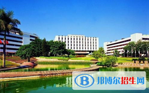 深大留服橘郡美高2020年招生辦聯(lián)系電話(huà)