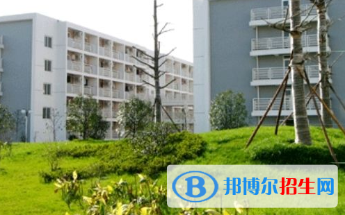 北京新東方揚(yáng)州外國語學(xué)校怎么樣、好不好