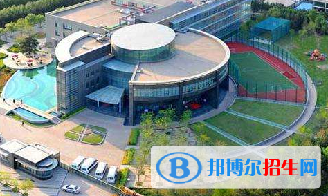 長春美國國際學(xué)校初中部2020年招生簡章
