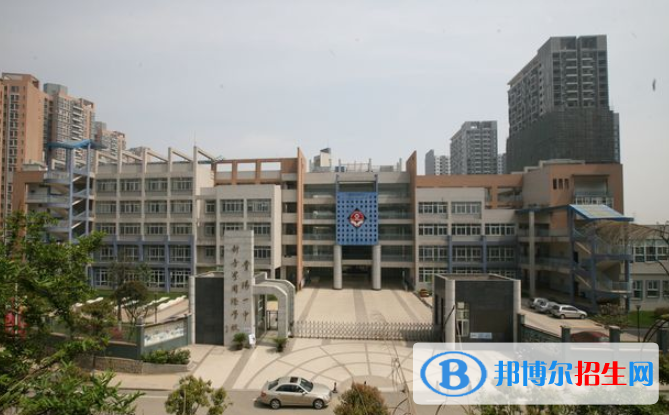 貴陽一中新世界國際學(xué)校初中部2020年報名條件、招生要求、招生對象