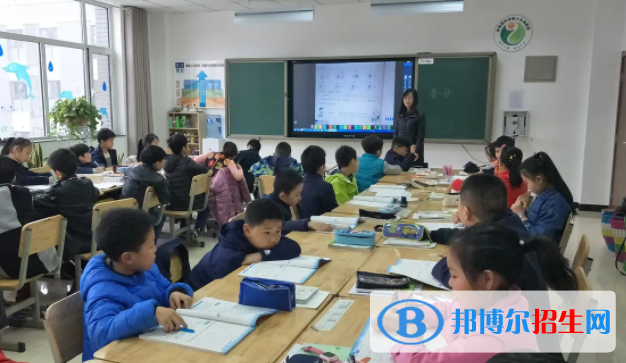 山西運城國際學校初中部2020年報名條件、招生要求、招生對象