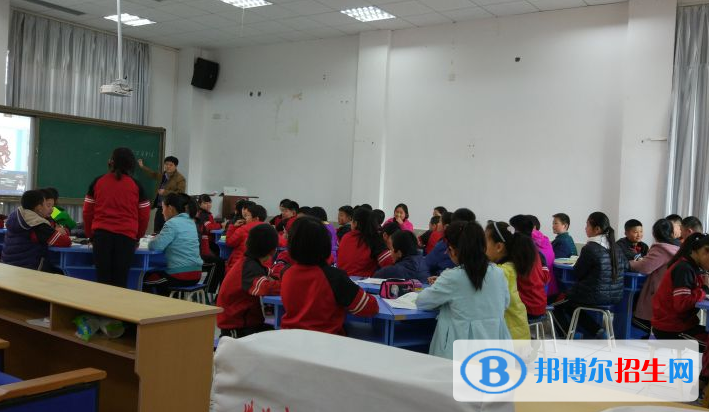 濰坊高新國(guó)際學(xué)校網(wǎng)站網(wǎng)址