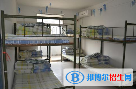 隴縣崇文中學(xué)2020年宿舍條件