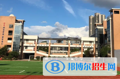 江都國(guó)際學(xué)校初中部網(wǎng)站網(wǎng)址