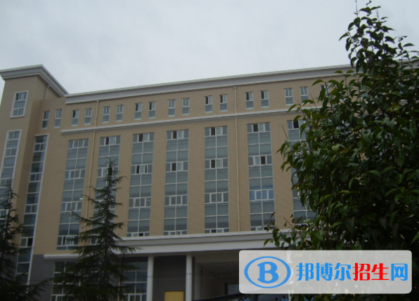 鳳縣雙石鋪中學(xué)2020年招生計劃