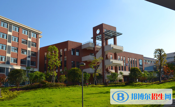 諸暨海亮國際學(xué)校初中部2020年報(bào)名條件、招生要求、招生對象
