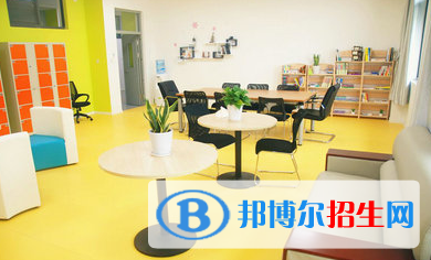 湖州帕丁頓雙語(yǔ)學(xué)校初中部2020年招生簡(jiǎn)章