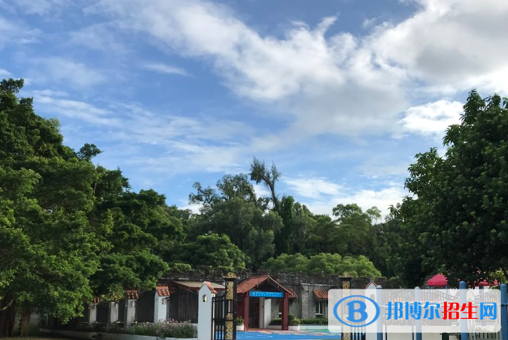 珠海國(guó)際學(xué)校初中部2020年招生簡(jiǎn)章