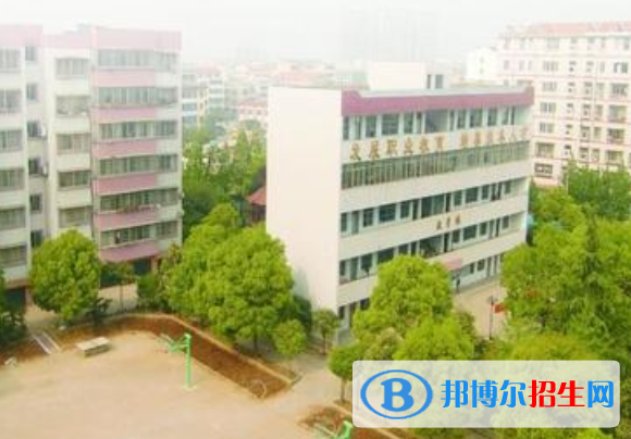 棗陽(yáng)技工學(xué)校3