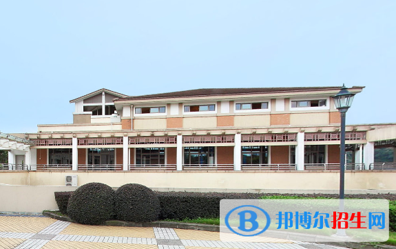 重慶耀中國際學校初中部怎么樣、好不好