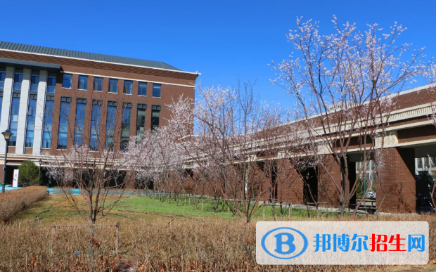 阜平縣職業(yè)技術教育中心2020年報名條件、招生要求、招生對象