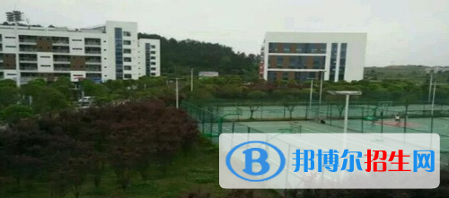 黔南民族幼兒師范高等?？茖W校是幾專