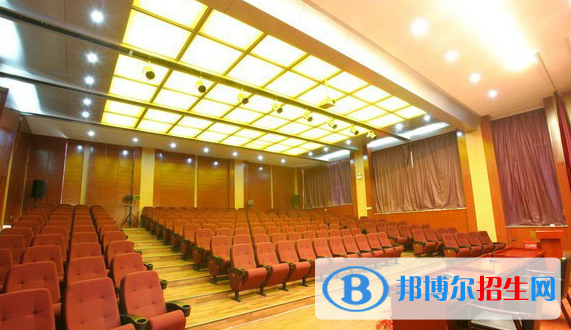 北京二十一世紀國際學校初中部2020年學費、收費多少