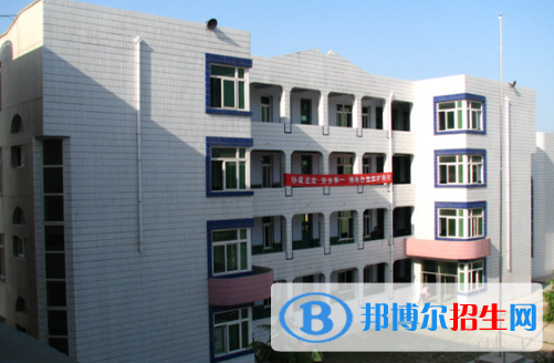 渭南鐵路自立中學(xué)2020年學(xué)費(fèi)、收費(fèi)多少