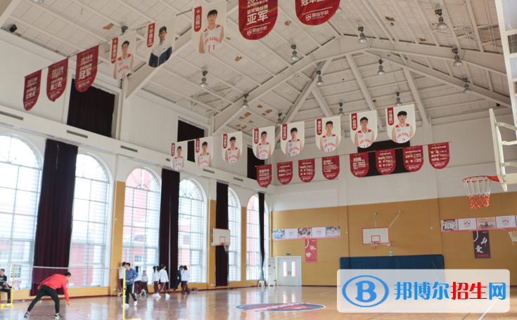 北京愛迪國際學(xué)校初中部2020年報(bào)名條件、招生要求、招生對(duì)象