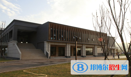 西昌天立國際學(xué)校初中部2020年報名條件、招生要求、招生對象