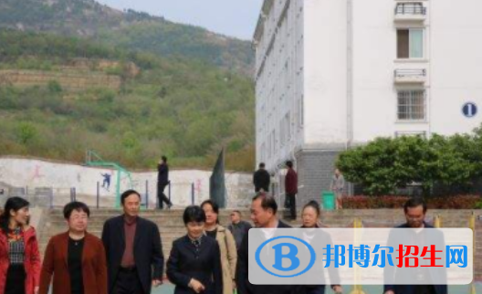 安徽懷遠(yuǎn)師范學(xué)校2020年報(bào)名條件、招生要求、招生對(duì)象
