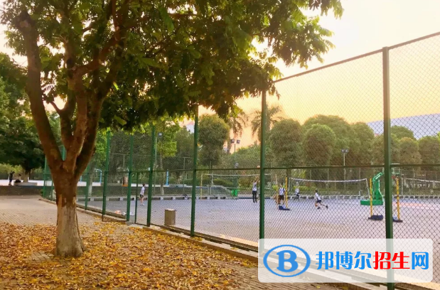 南寧三中國際學(xué)校小學(xué)部2020年報(bào)名條件、招生要求、招生對象