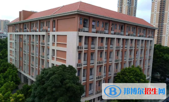 南寧三中國際學校小學部怎么樣、好不好